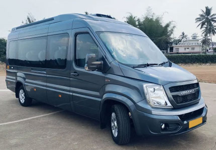 Urbania Traveller 17 Seater