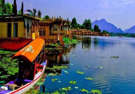 Kashmir Highlights Tour from Amritsar: Srinagar–Gulmarg–Pahalgam